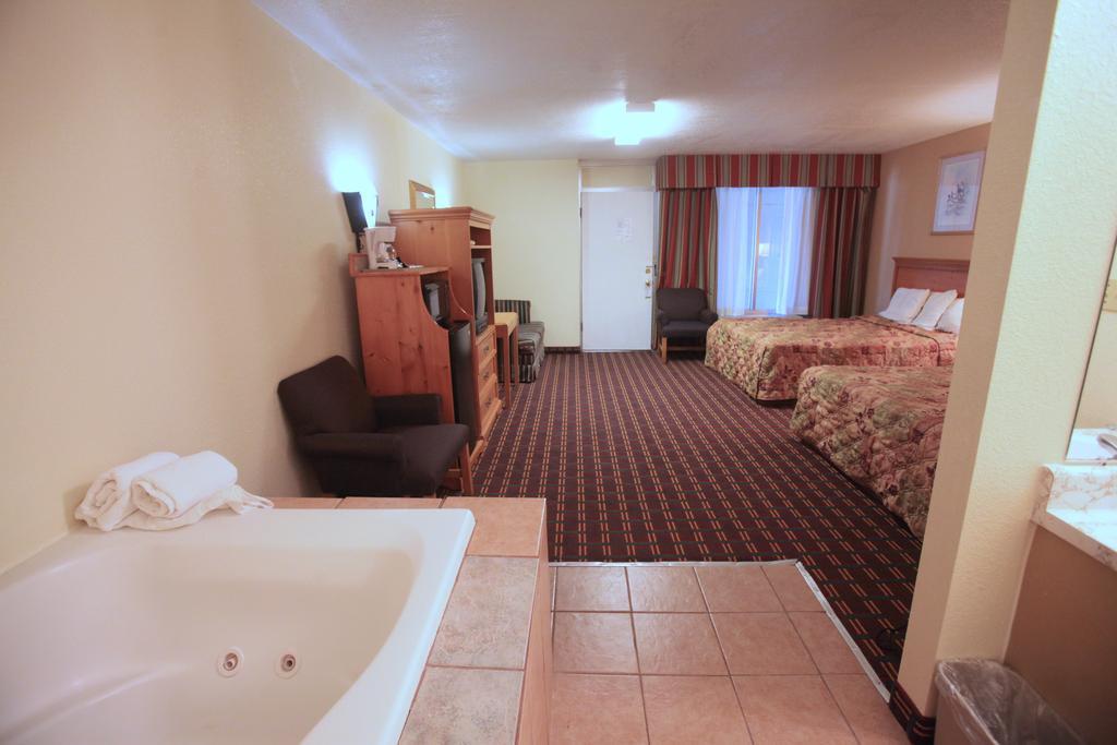 Regency Inn Pigeon Forge Bilik gambar